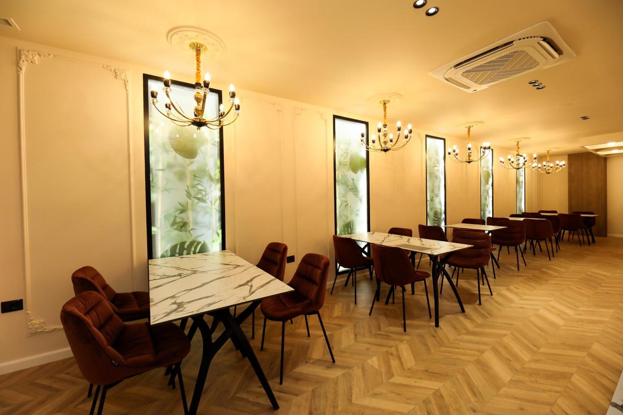 Hotel Adore Vlore Luaran gambar