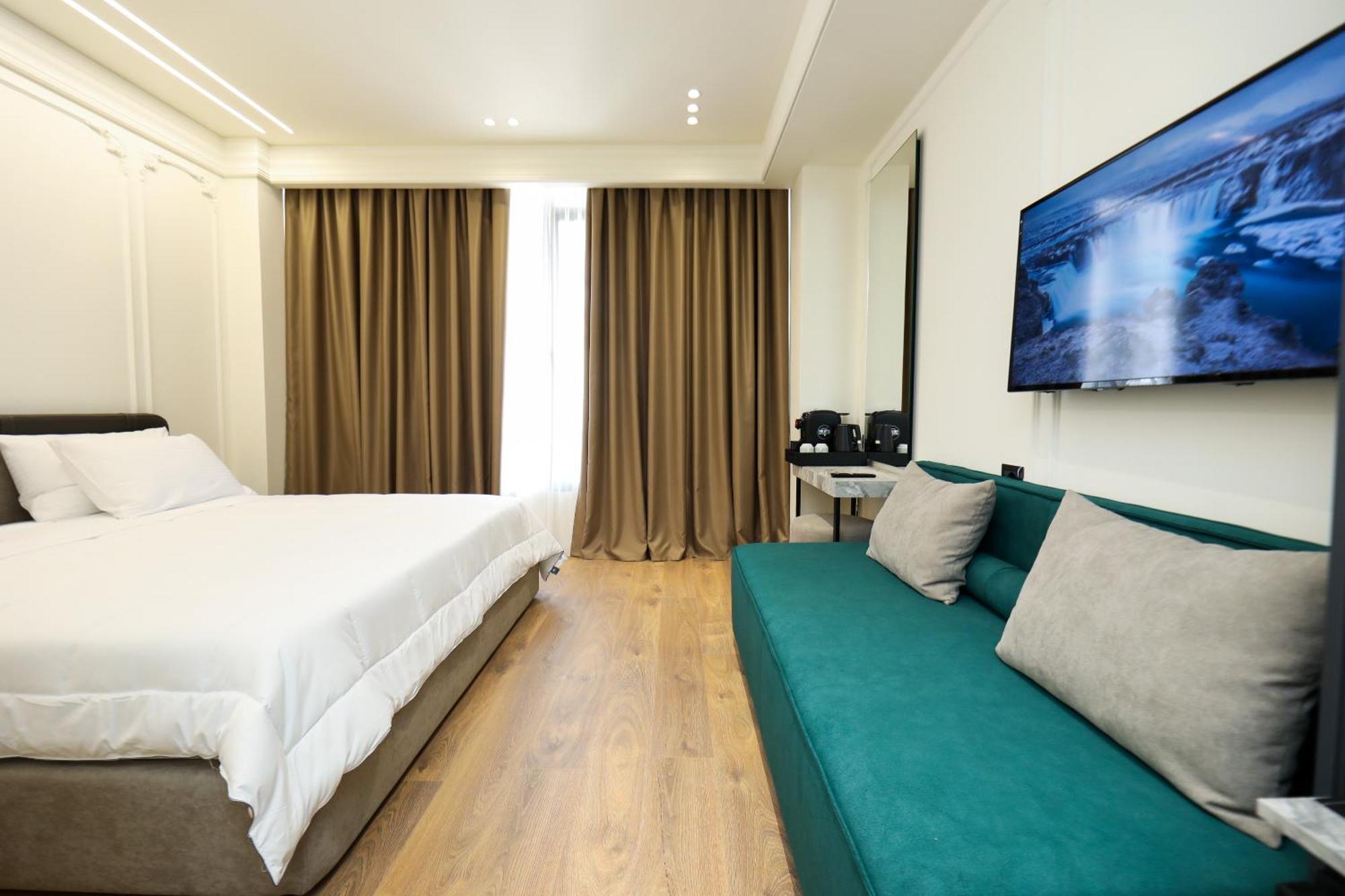 Hotel Adore Vlore Luaran gambar