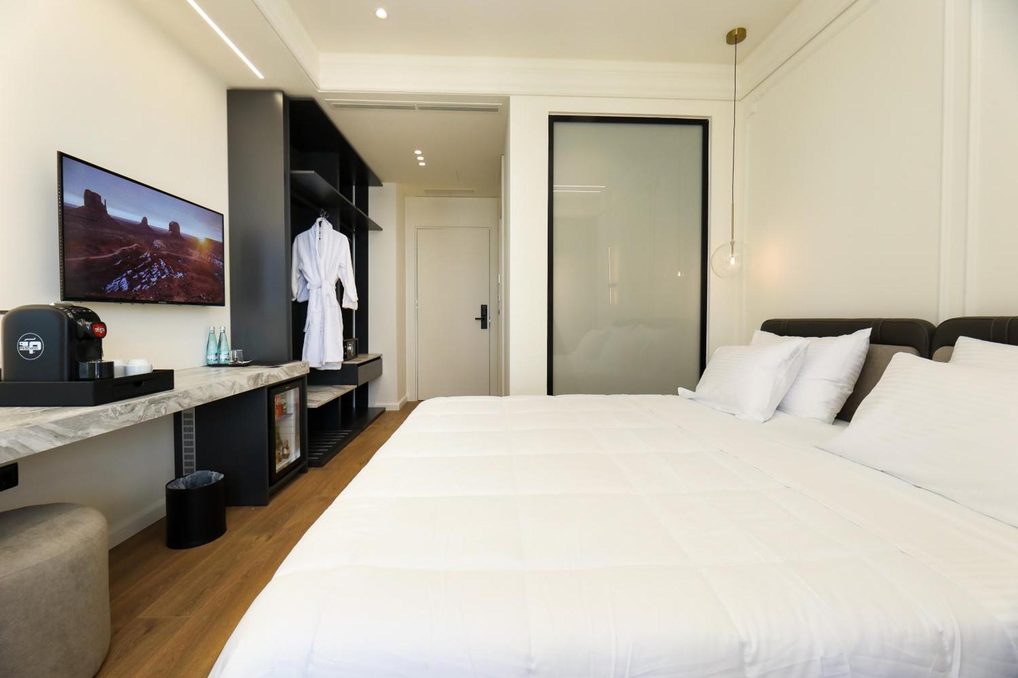 Hotel Adore Vlore Luaran gambar