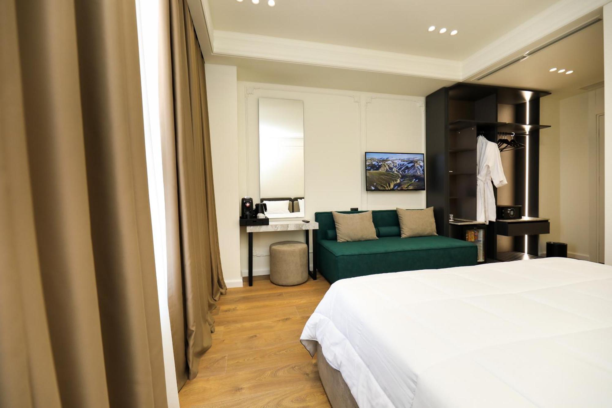 Hotel Adore Vlore Luaran gambar