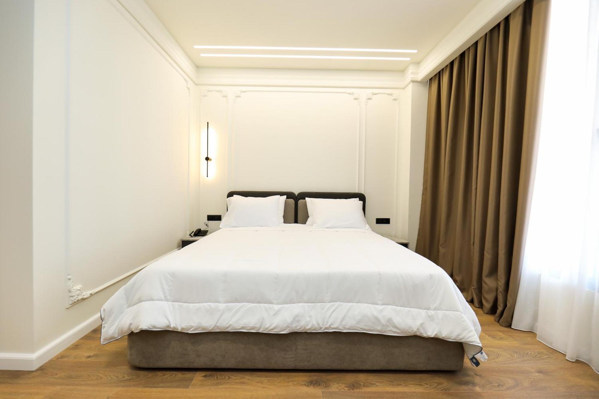 Hotel Adore Vlore Luaran gambar