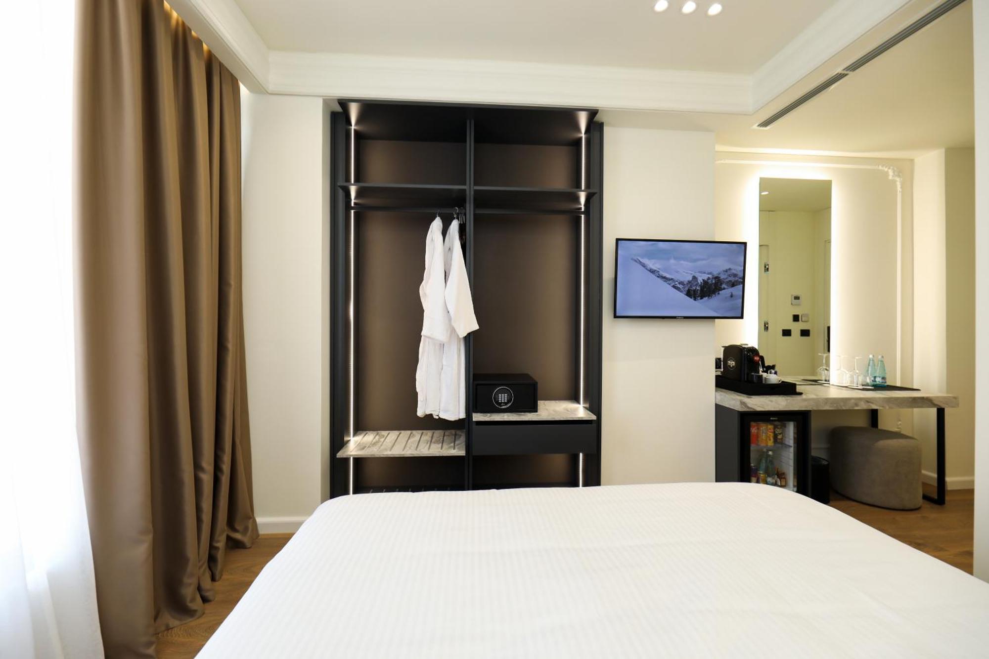 Hotel Adore Vlore Luaran gambar