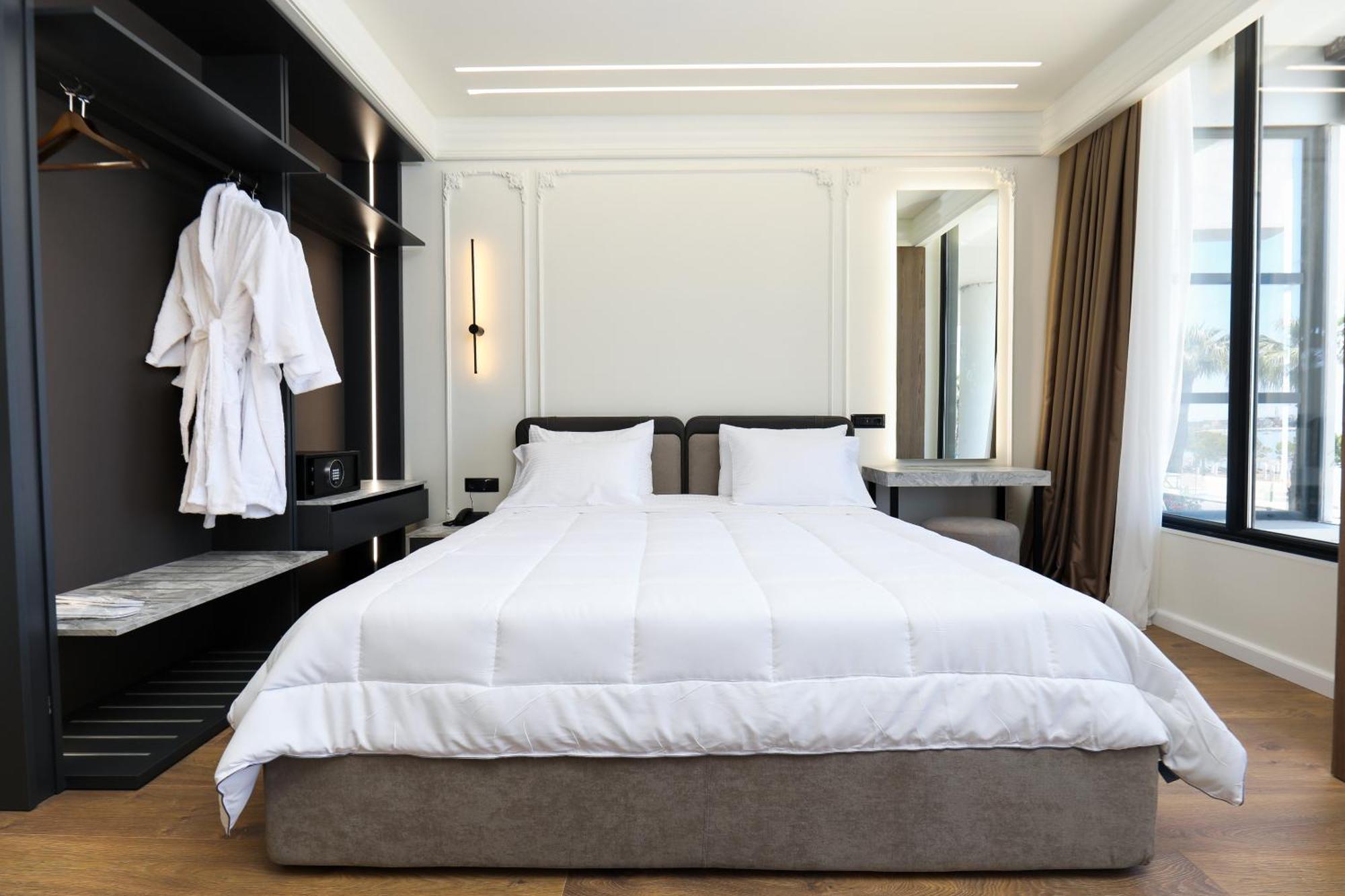 Hotel Adore Vlore Luaran gambar